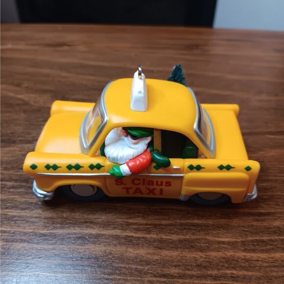 🎄2 for $12 Hallmark S. Clauses Taxi Dated 1990 Ornament - Picture 2 of 7